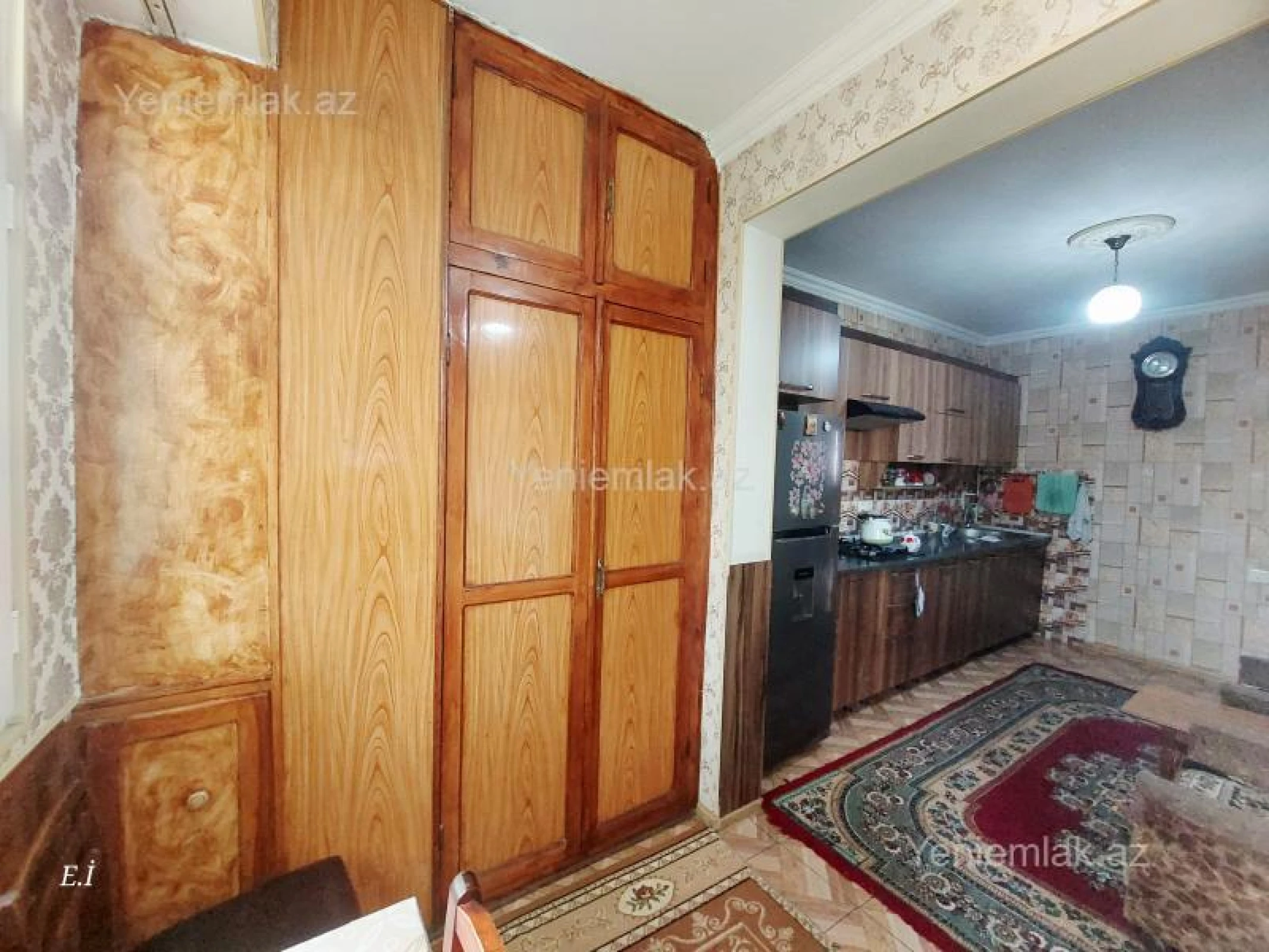 Satılır 5 otaqlı köhnə tikili 105 m²