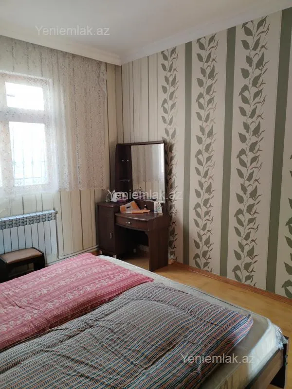 Satılır 2 otaqlı həyət evi 65 m²