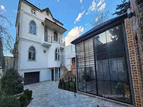 Satılır 5 otaqlı həyət evi 300 m² — Bakı, Nəsimi 5 otaq 300.00 m²