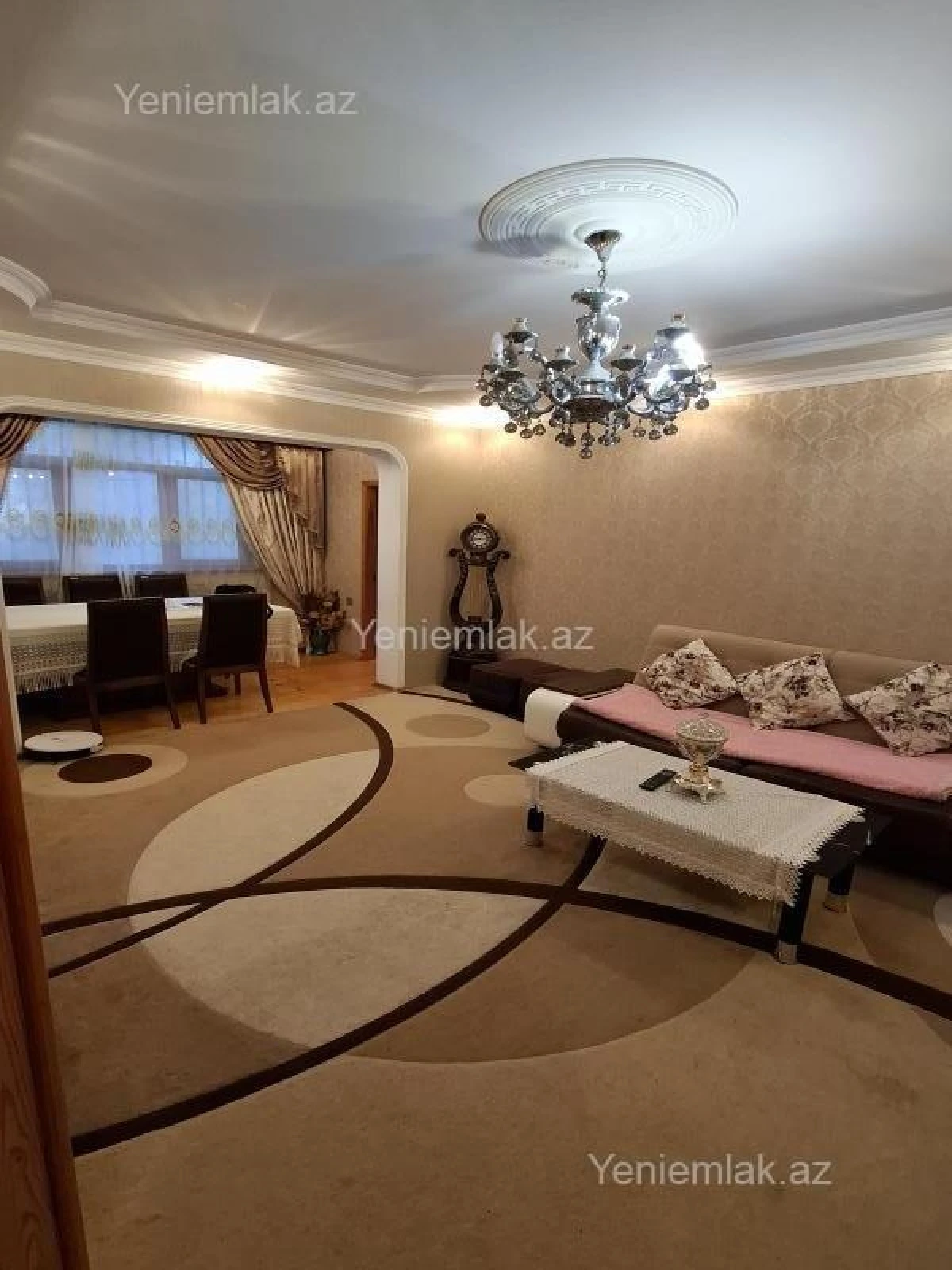 Satılır 4 otaqlı köhnə tikili 90 m²