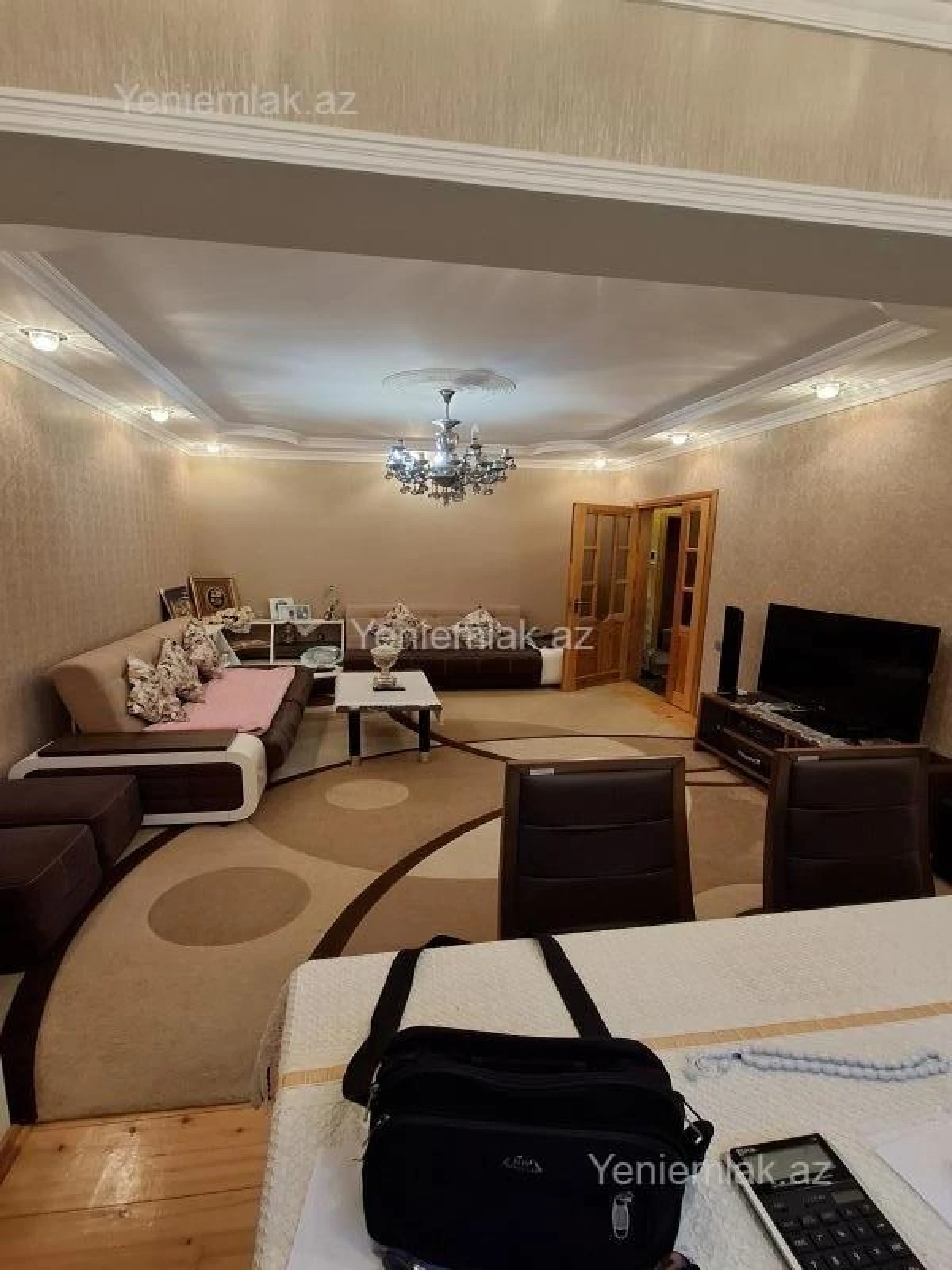 Satılır 4 otaqlı köhnə tikili 90 m²