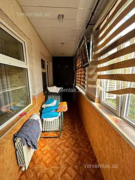 Satılır 4 otaqlı köhnə tikili 120 m²