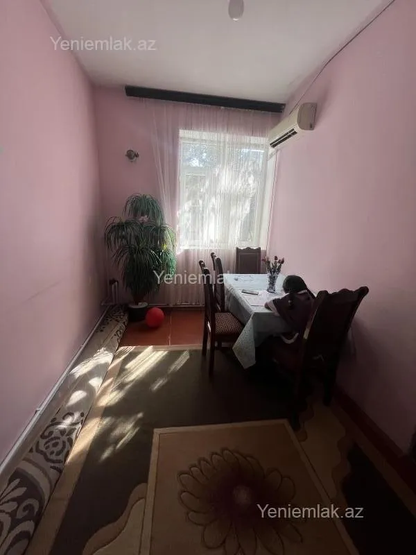 Satılır 5 otaqlı həyət evi 120 m²