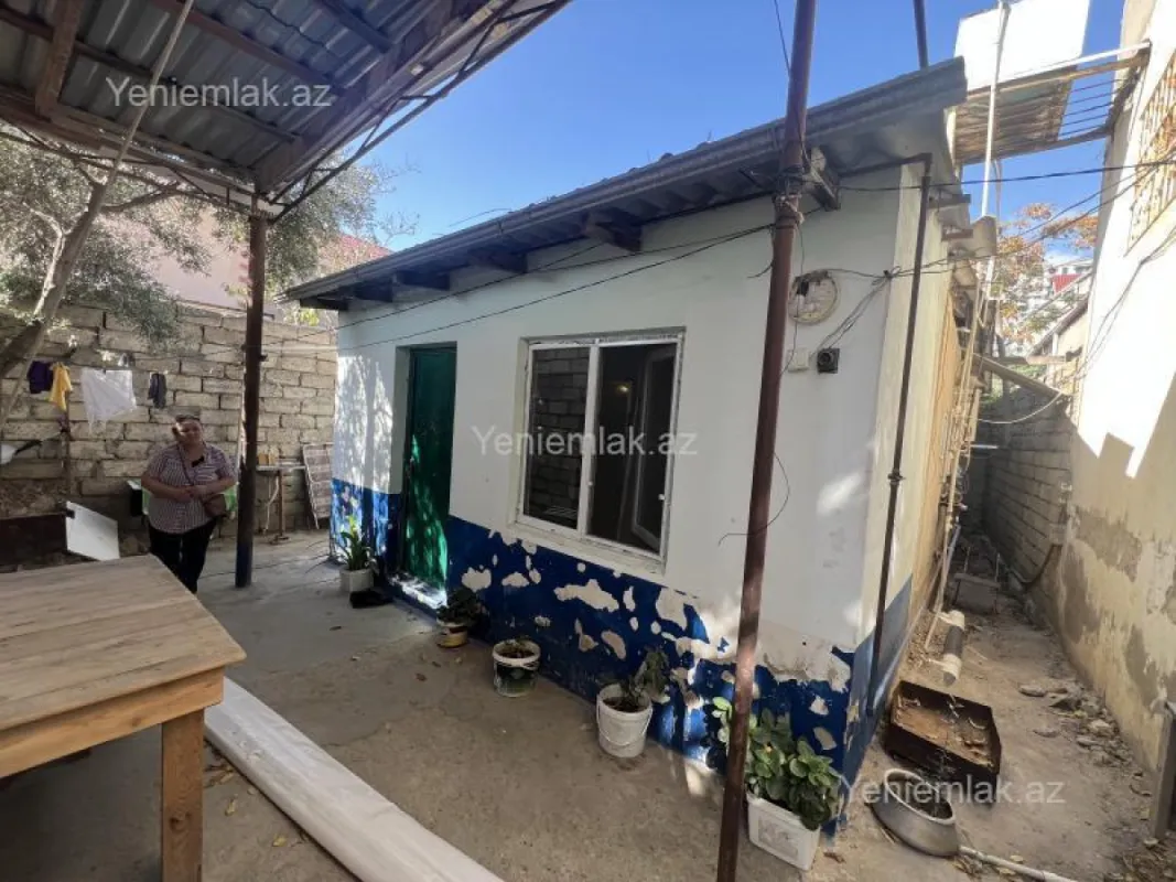 Satılır 5 otaqlı həyət evi 120 m²