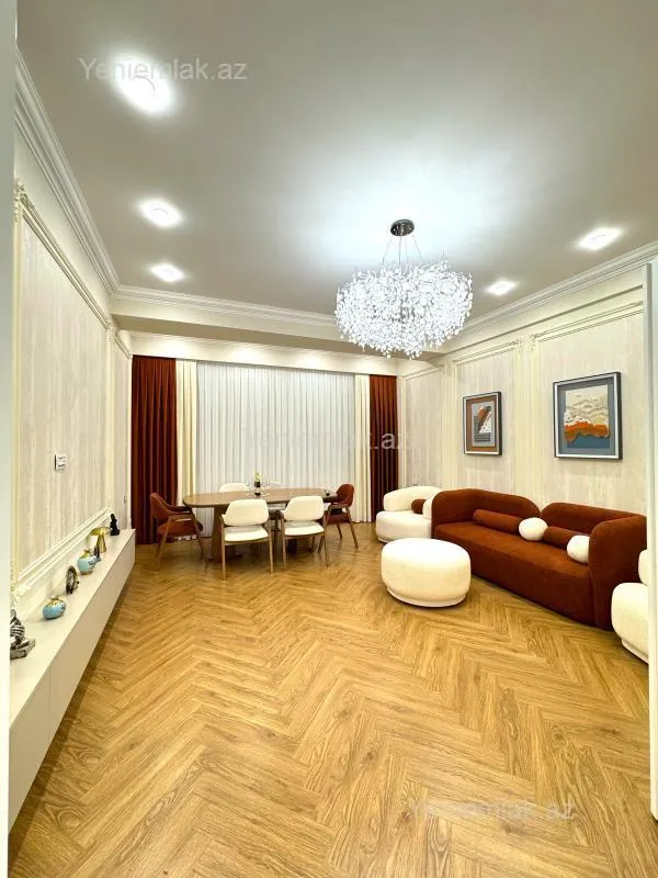 Satılır 3 otaqlı yeni tikili 120 m²