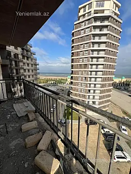 Satılır 3 otaqlı köhnə tikili 158 m²