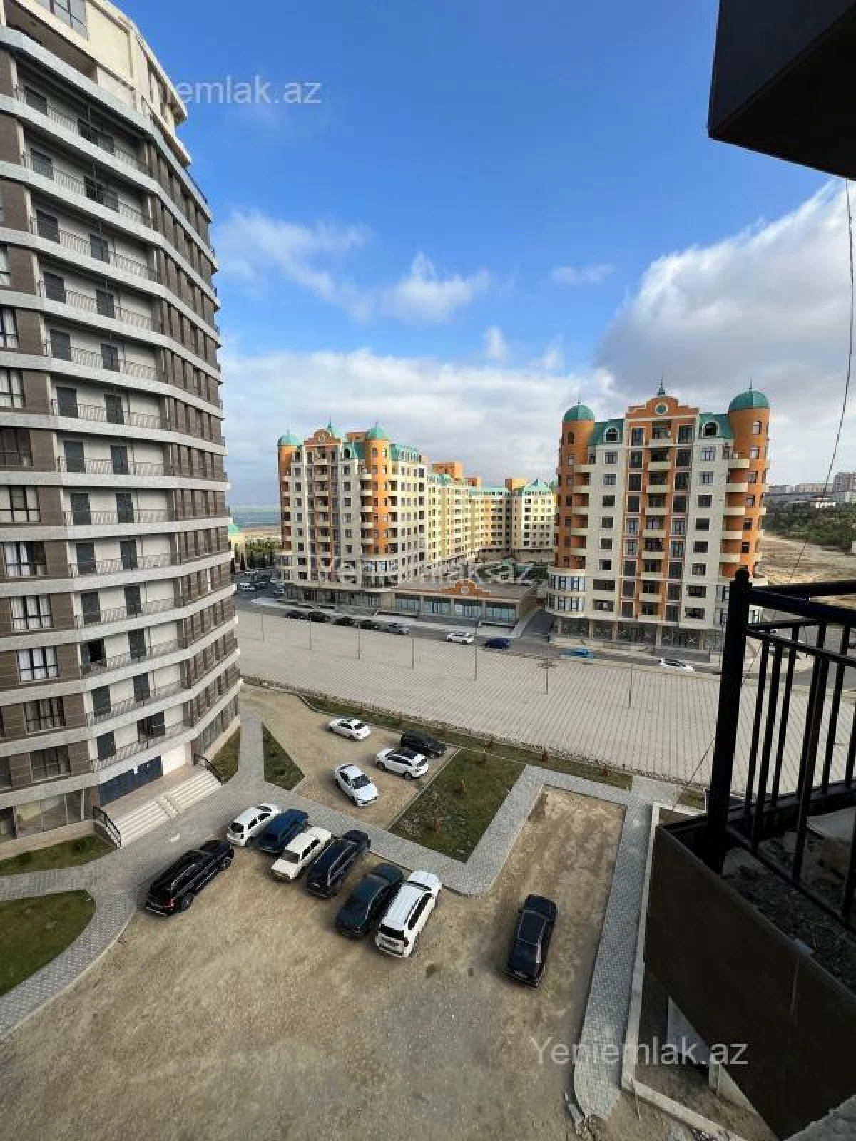Satılır 3 otaqlı köhnə tikili 158 m²