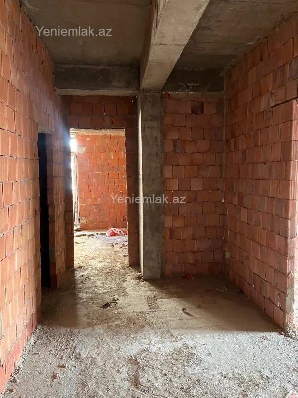 Satılır 3 otaqlı köhnə tikili 158 m²
