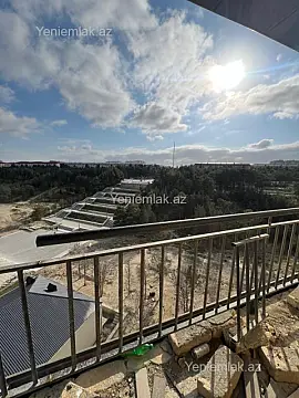 Satılır 3 otaqlı köhnə tikili 158 m²