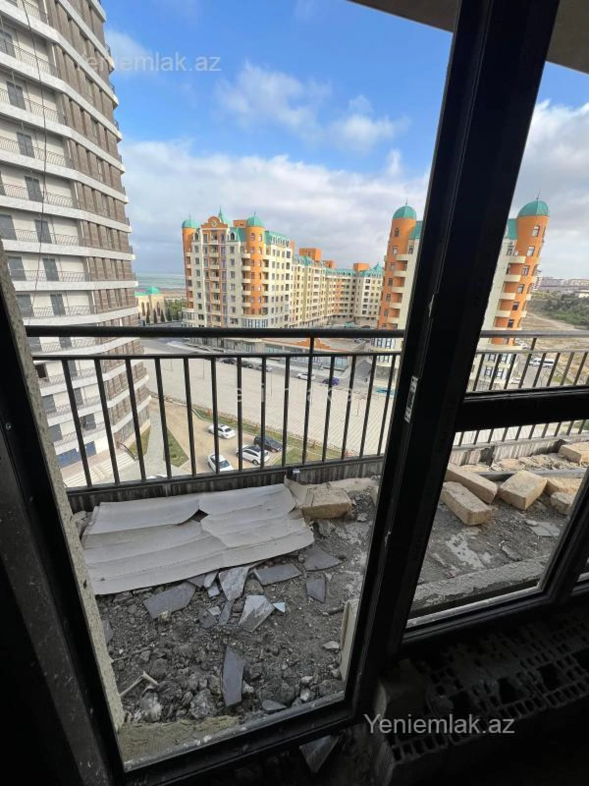 Satılır 3 otaqlı köhnə tikili 158 m²