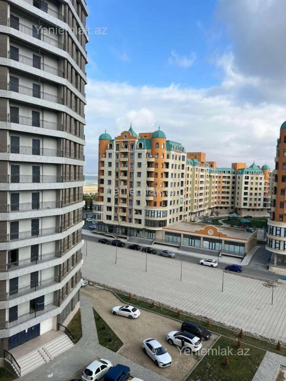 Satılır 3 otaqlı köhnə tikili 158 m²