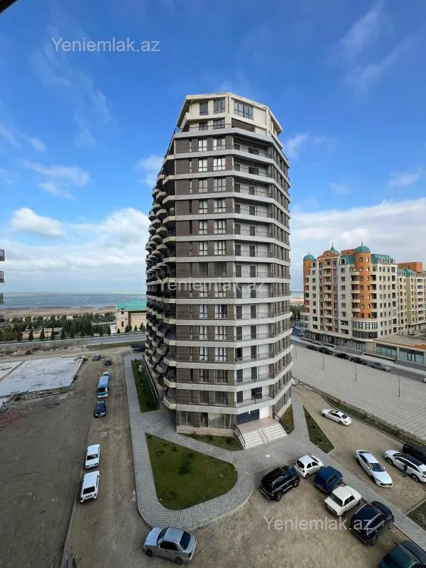 Satılır 3 otaqlı köhnə tikili 158 m²