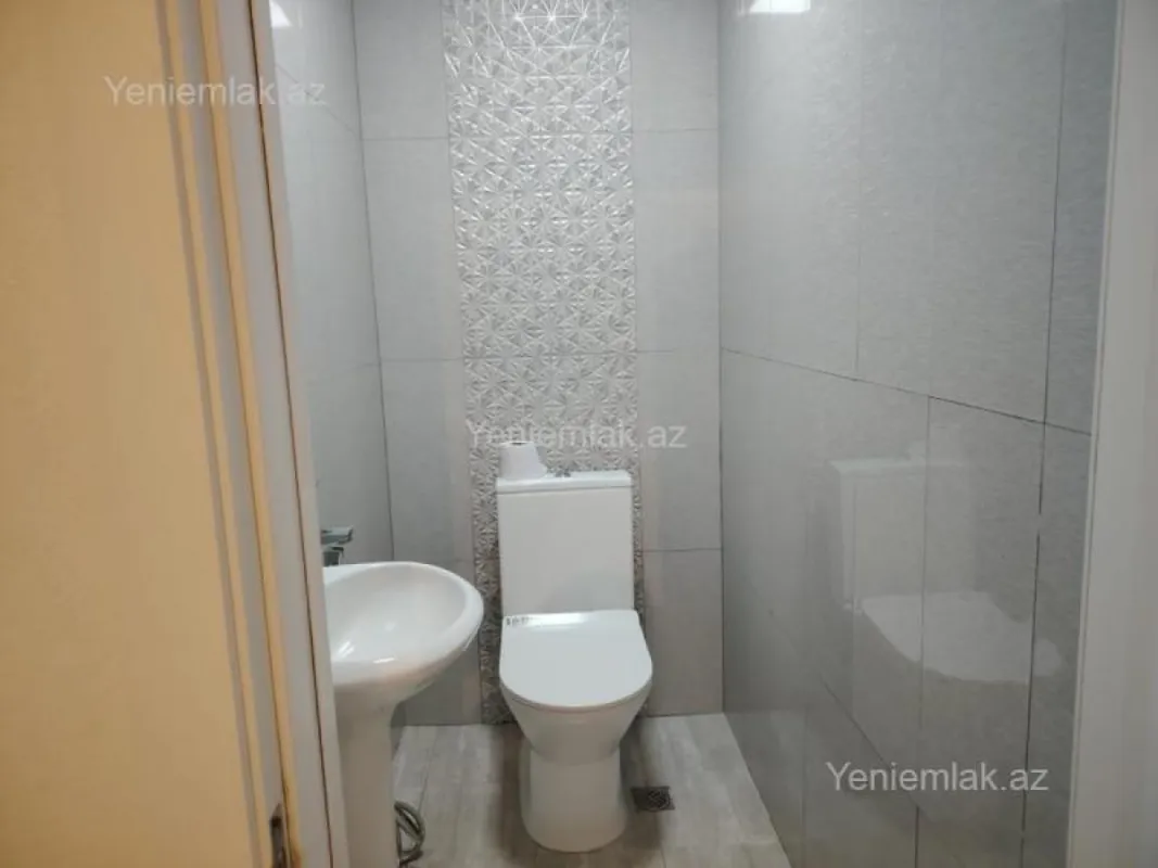 Satılır 3 otaqlı yeni tikili 74 m²