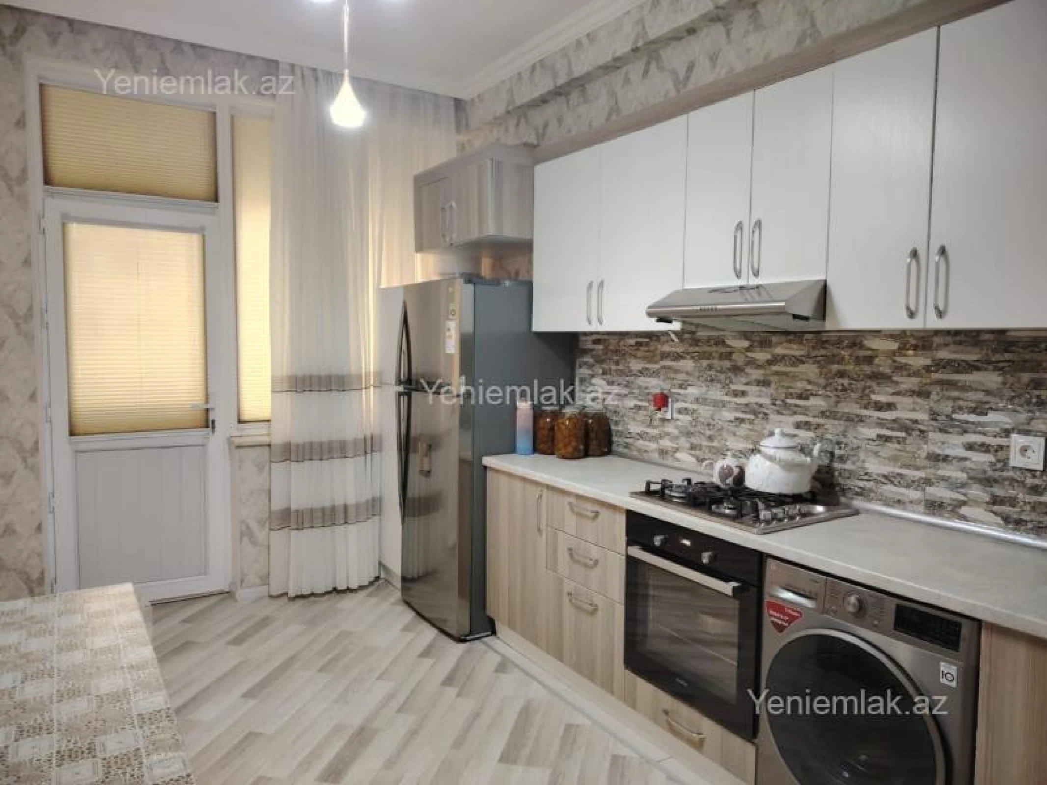Satılır 3 otaqlı yeni tikili 74 m²