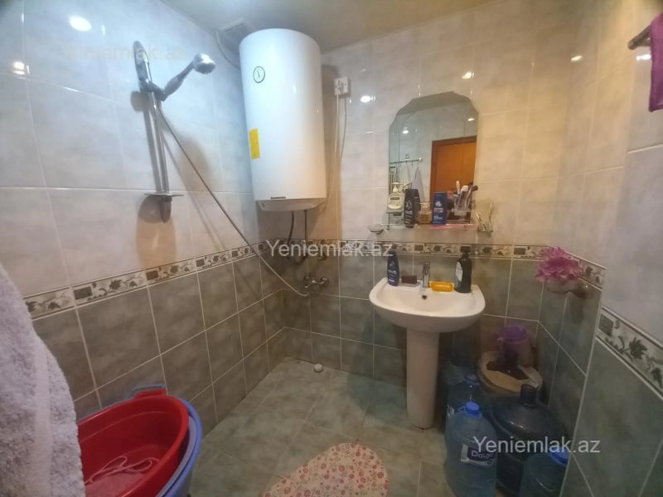 Satılır 3 otaqlı köhnə tikili 73 m²