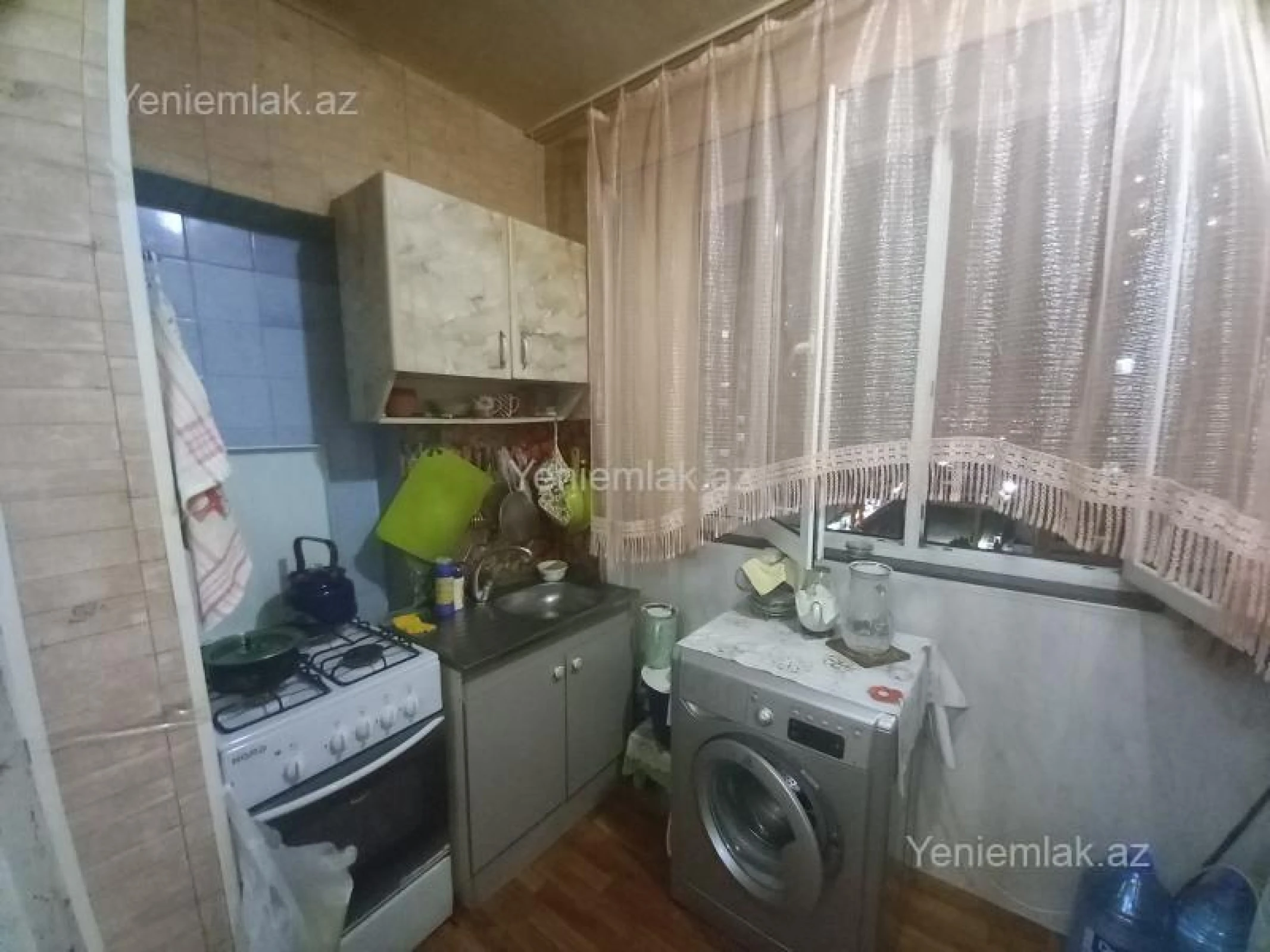 Satılır 3 otaqlı köhnə tikili 73 m²
