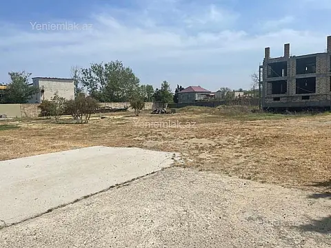 Satılır 10 otaqlı həyət evi 450 m²