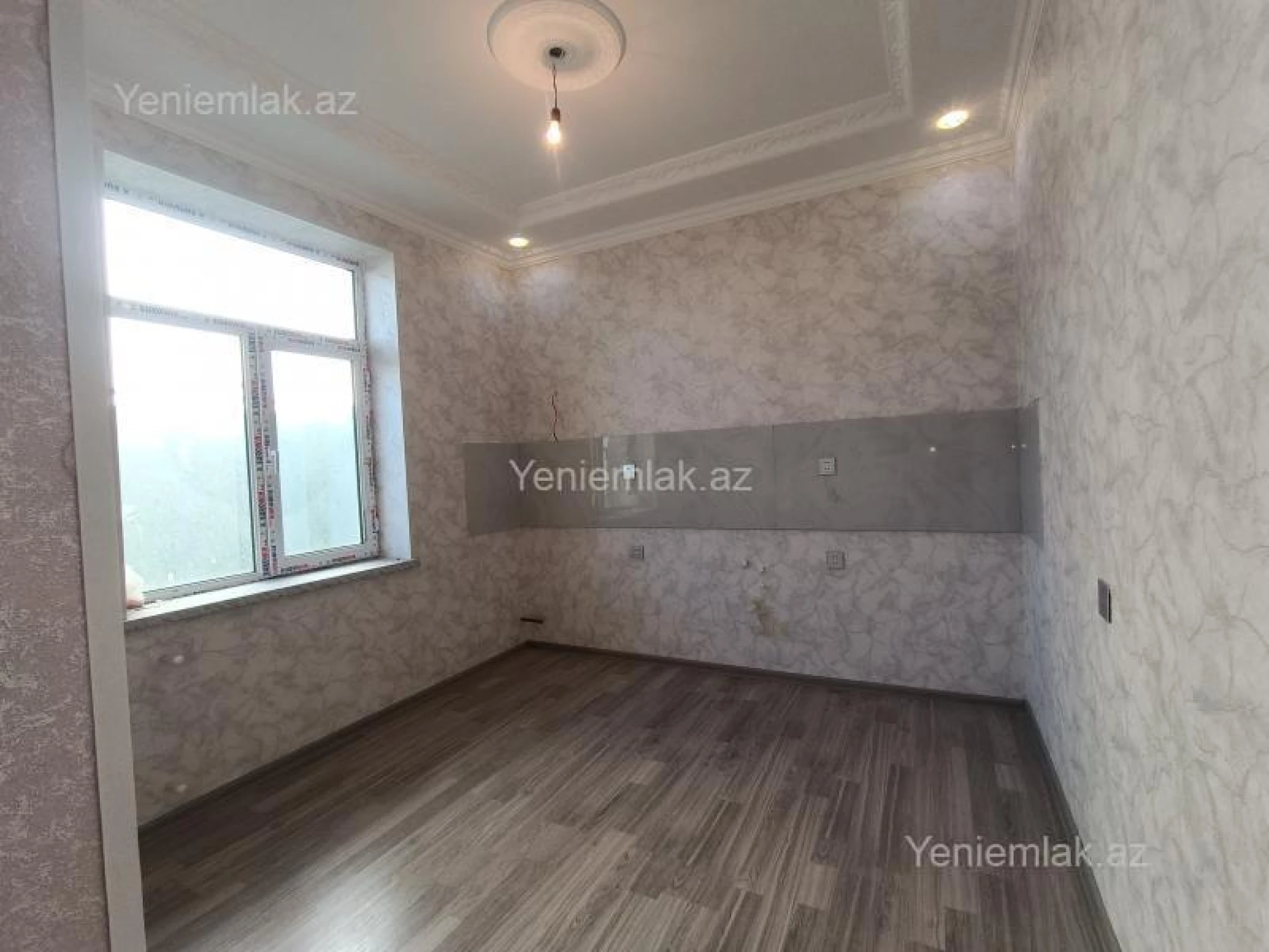 Satılır 4 otaqlı həyət evi 121 m²