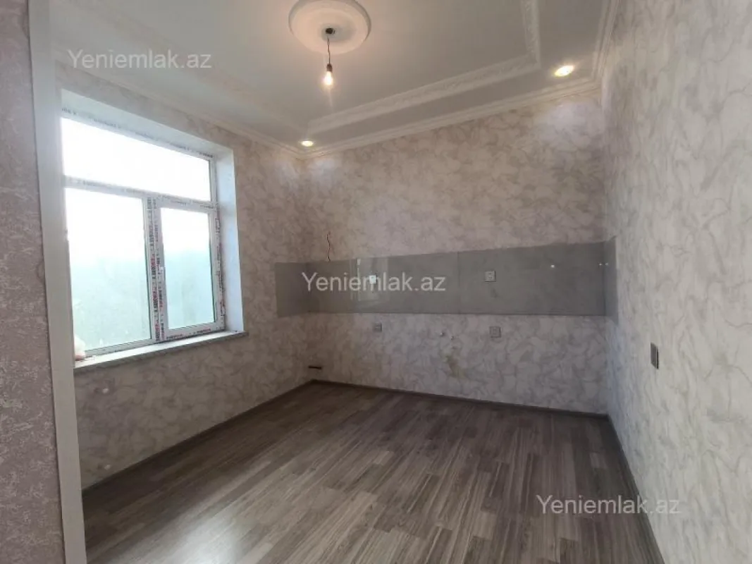 Satılır 4 otaqlı həyət evi 121 m²