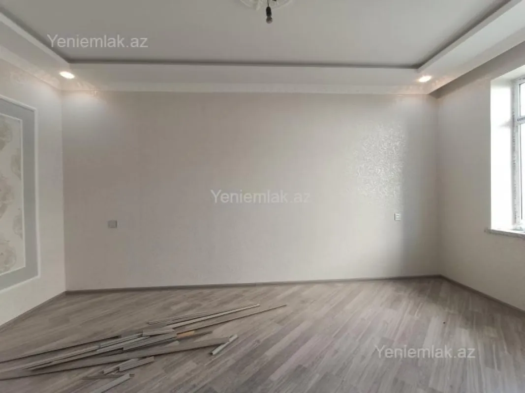 Satılır 4 otaqlı həyət evi 121 m²