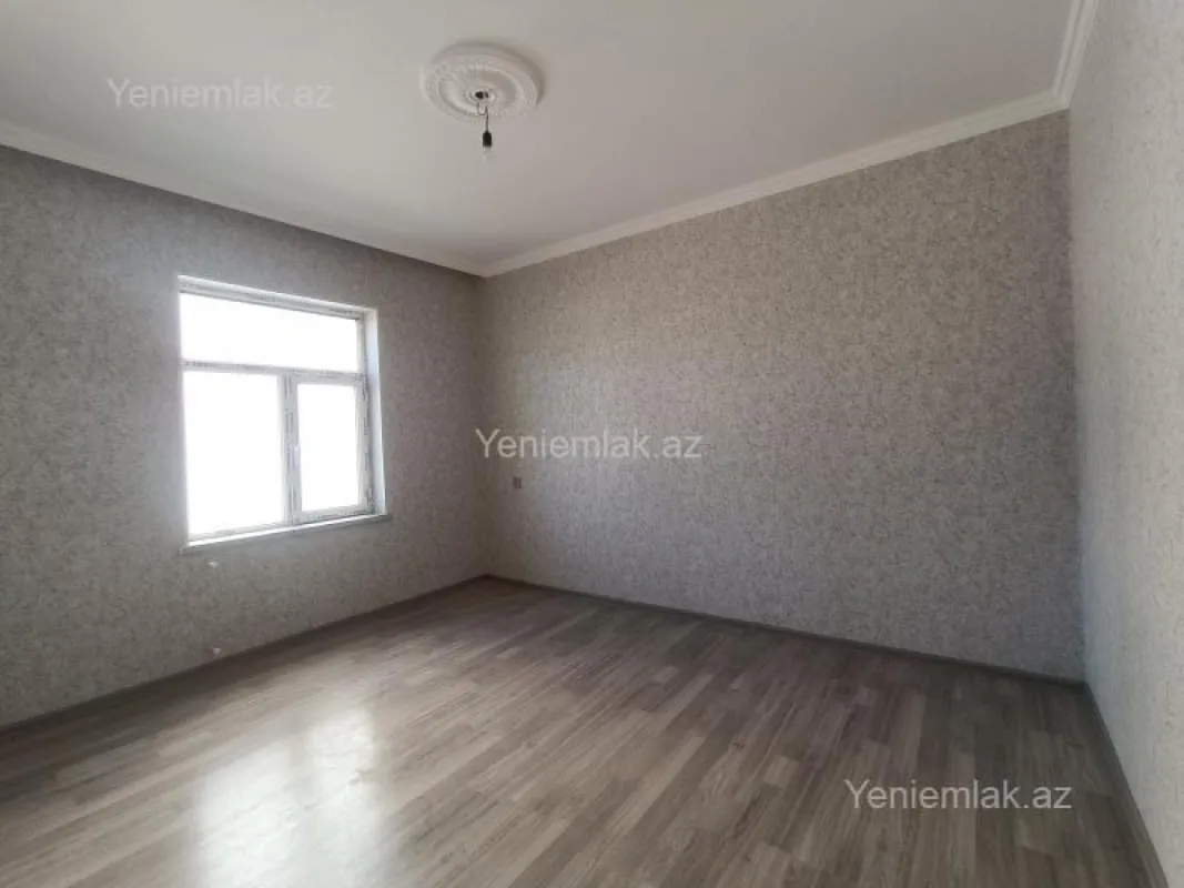 Satılır 4 otaqlı həyət evi 121 m²