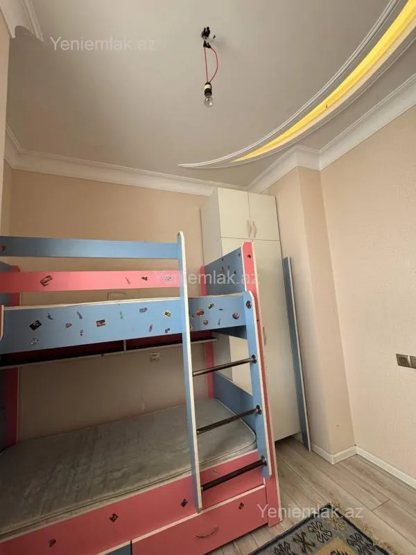Satılır 3 otaqlı yeni tikili 64 m²