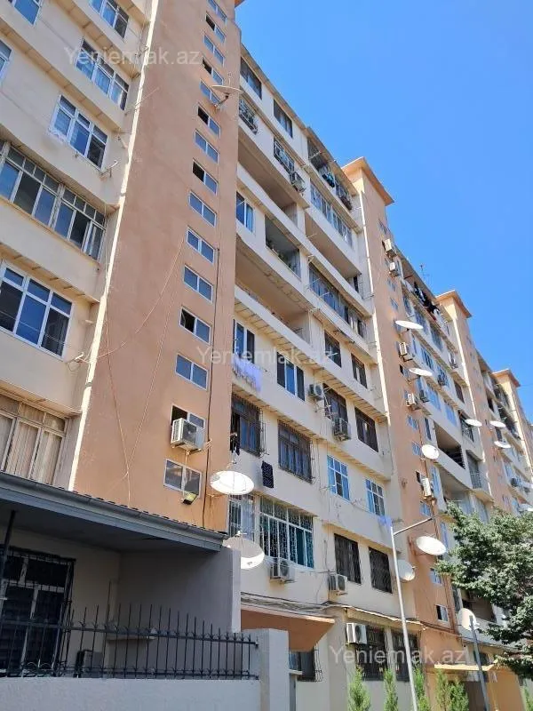 Satılır 5 otaqlı köhnə tikili 112 m²