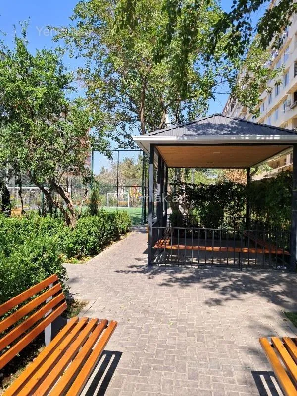 Satılır 5 otaqlı köhnə tikili 112 m²