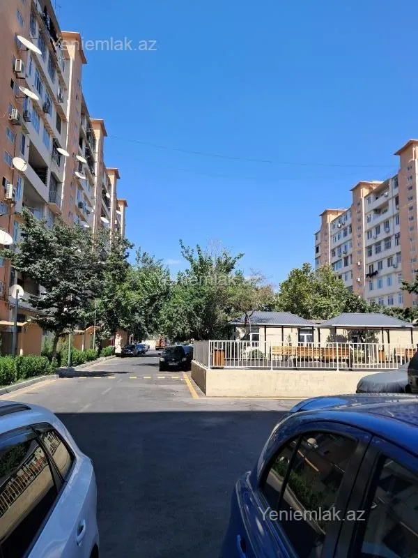Satılır 5 otaqlı köhnə tikili 112 m²