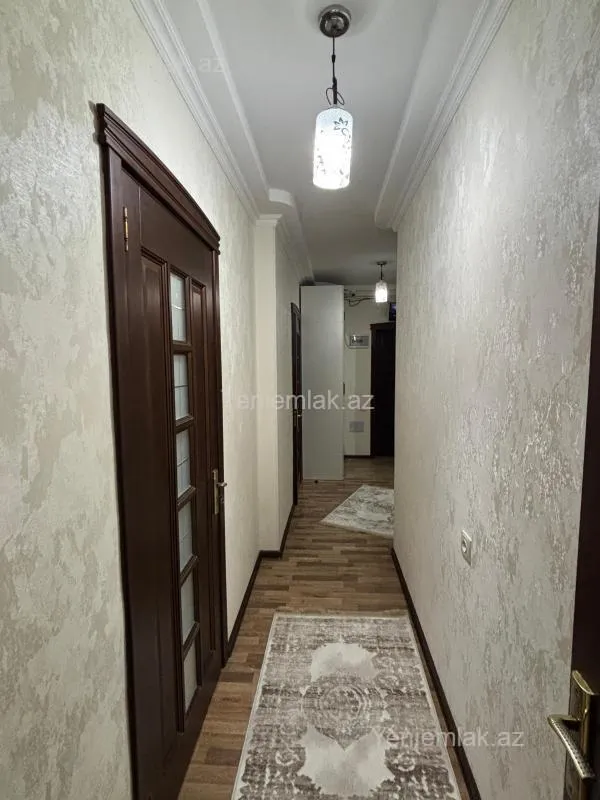Satılır 5 otaqlı köhnə tikili 112 m²