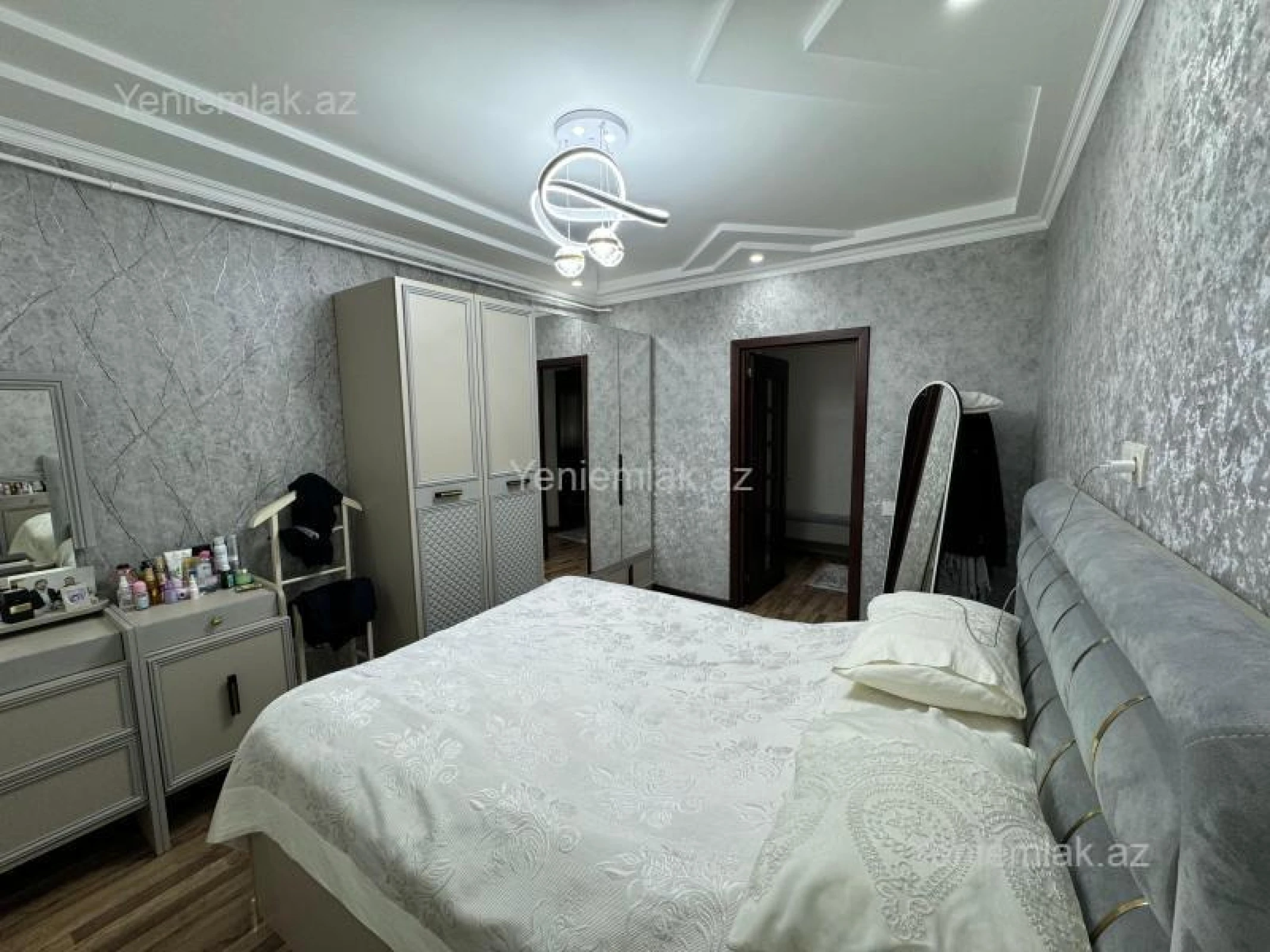 Satılır 5 otaqlı köhnə tikili 112 m²