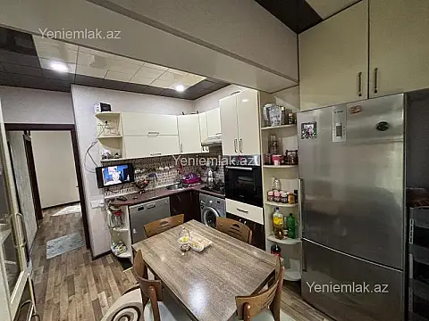 Satılır 5 otaqlı köhnə tikili 112 m²