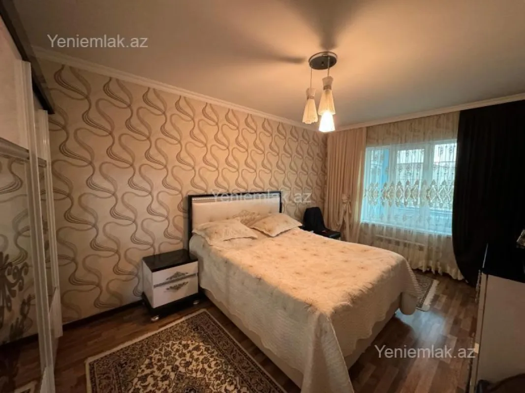 Satılır 5 otaqlı köhnə tikili 112 m²