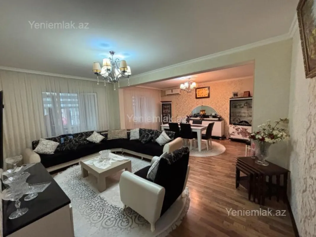 Satılır 5 otaqlı köhnə tikili 112 m²