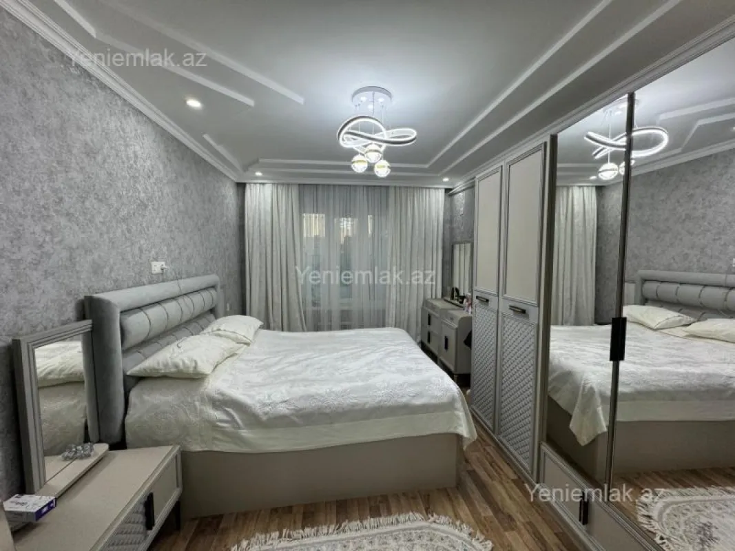 Satılır 5 otaqlı köhnə tikili 112 m²
