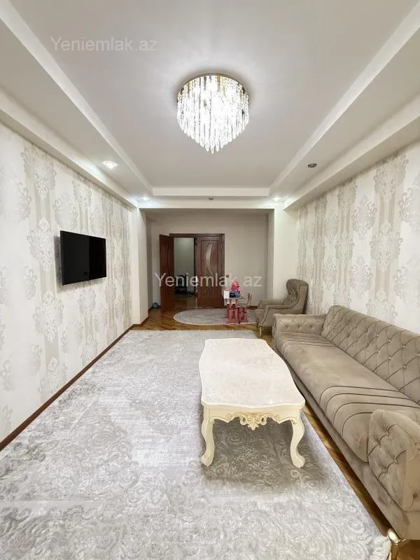 Satılır 2 otaqlı yeni tikili 100 m²