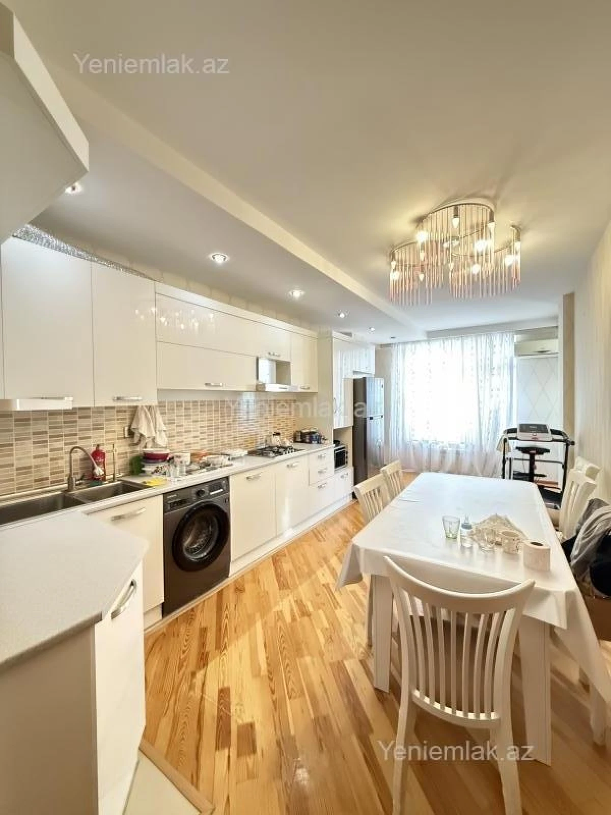 Satılır 2 otaqlı yeni tikili 100 m²