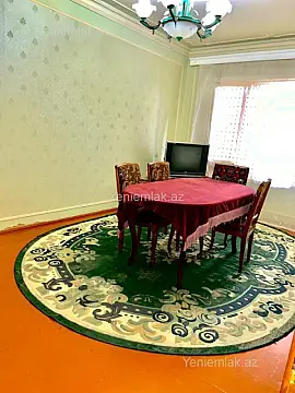 Satılır 5 otaqlı köhnə tikili 110 m² — Xırdalan 5 otaq 110.00 m²