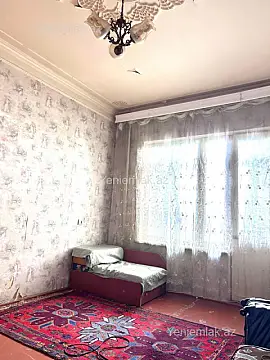 Satılır 5 otaqlı köhnə tikili 110 m²