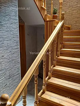 Satılır 7 otaqlı həyət evi 250 m²