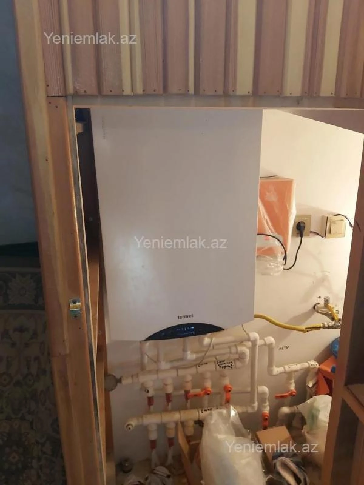 Satılır 7 otaqlı həyət evi 250 m²