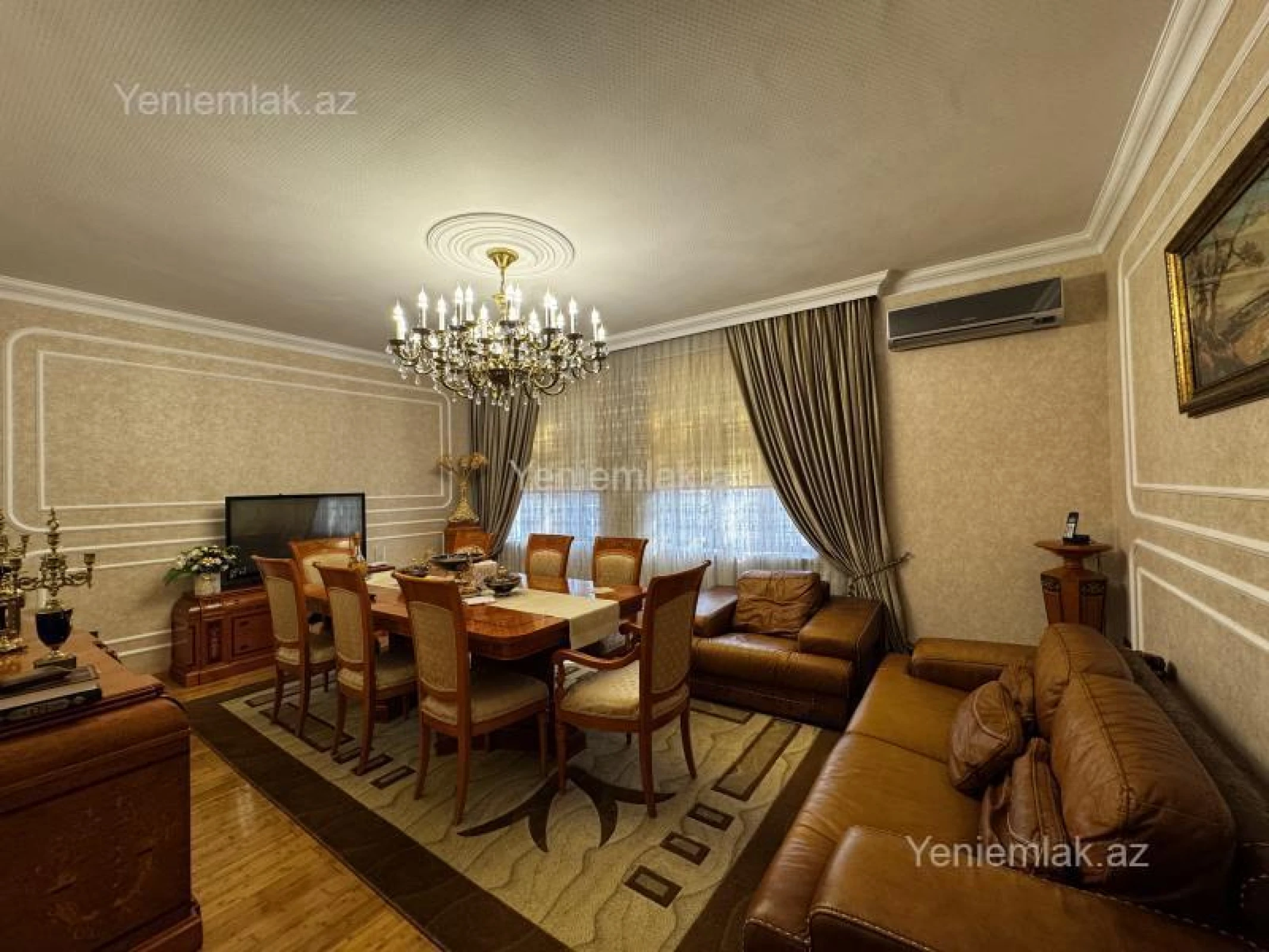 Satılır 6 otaqlı həyət evi 250 m²