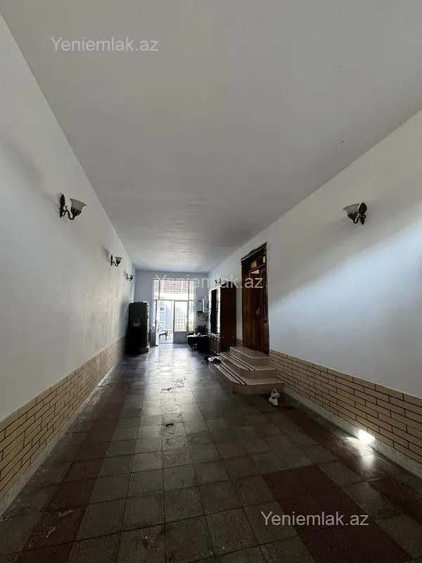 Satılır 6 otaqlı həyət evi 250 m²