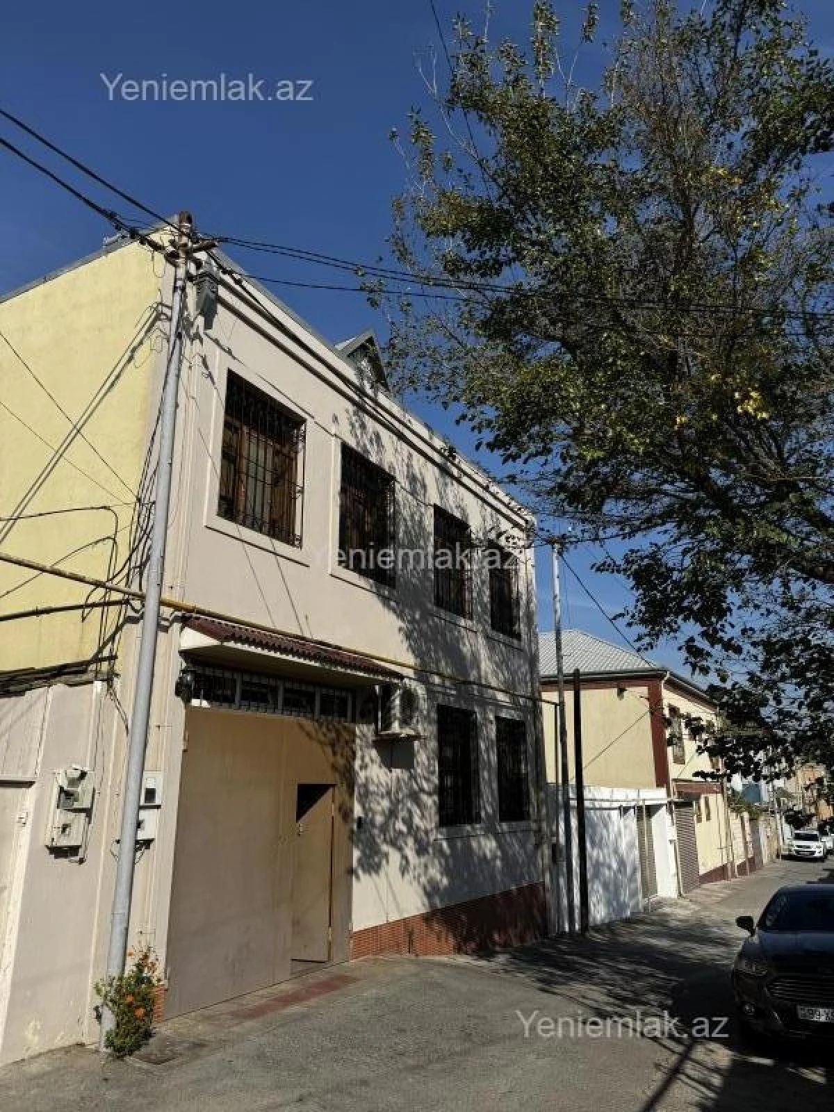 Satılır 6 otaqlı həyət evi 250 m²