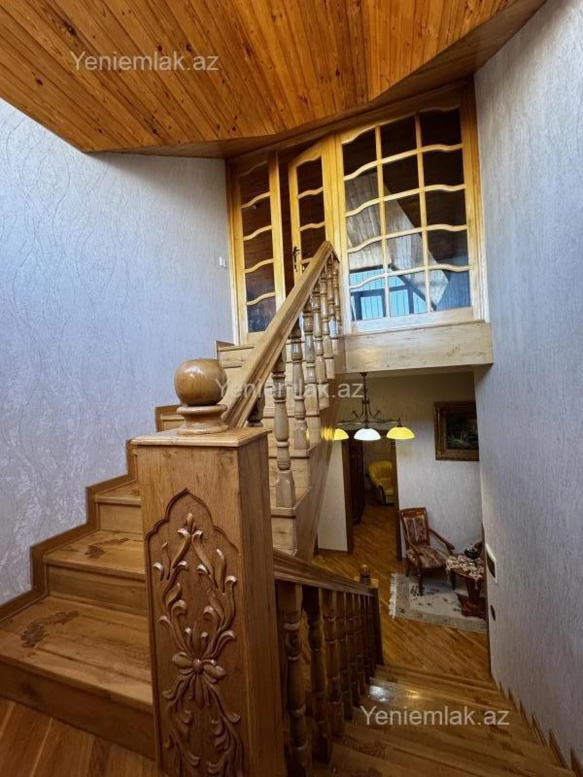 Satılır 6 otaqlı həyət evi 250 m²