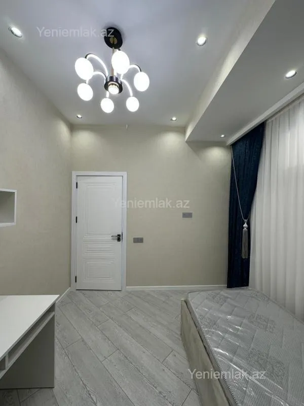 Satılır 3 otaqlı yeni tikili 68 m²