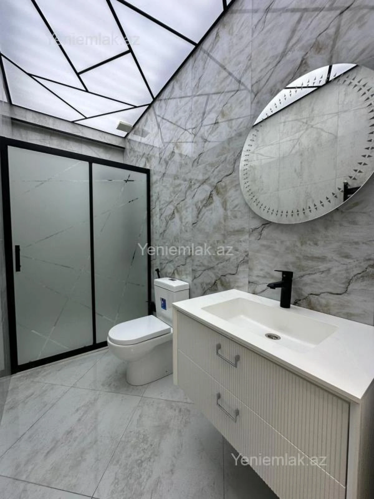 Satılır 3 otaqlı yeni tikili 68 m²