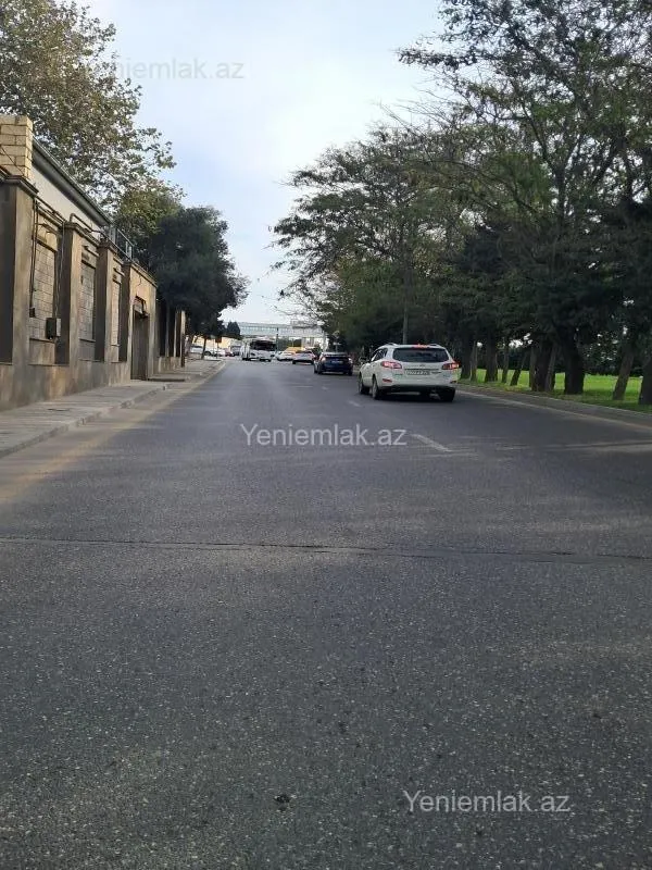 Satılır 6 otaqlı həyət evi 300 m²