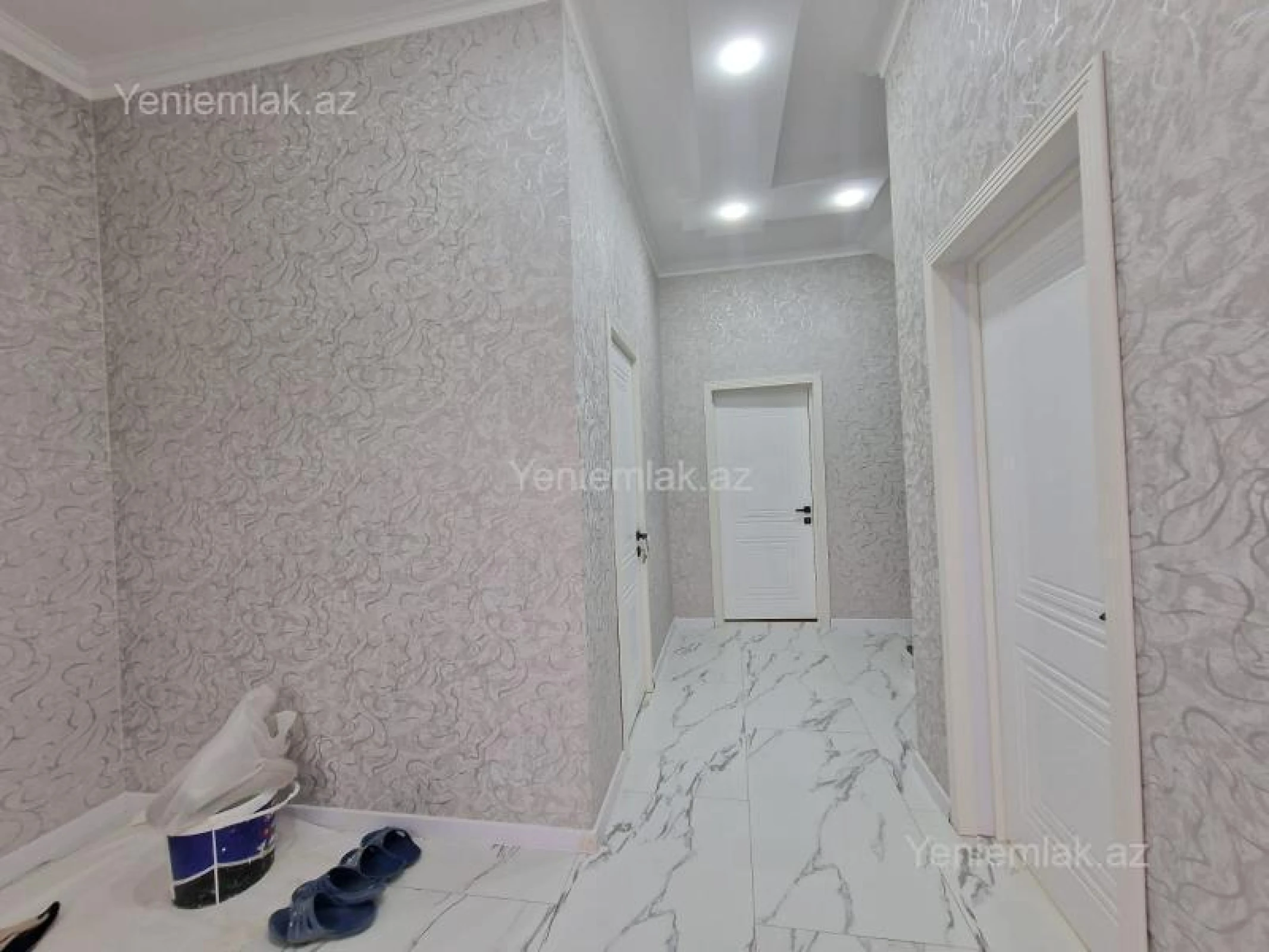 Satılır 5 otaqlı həyət evi 185 m²