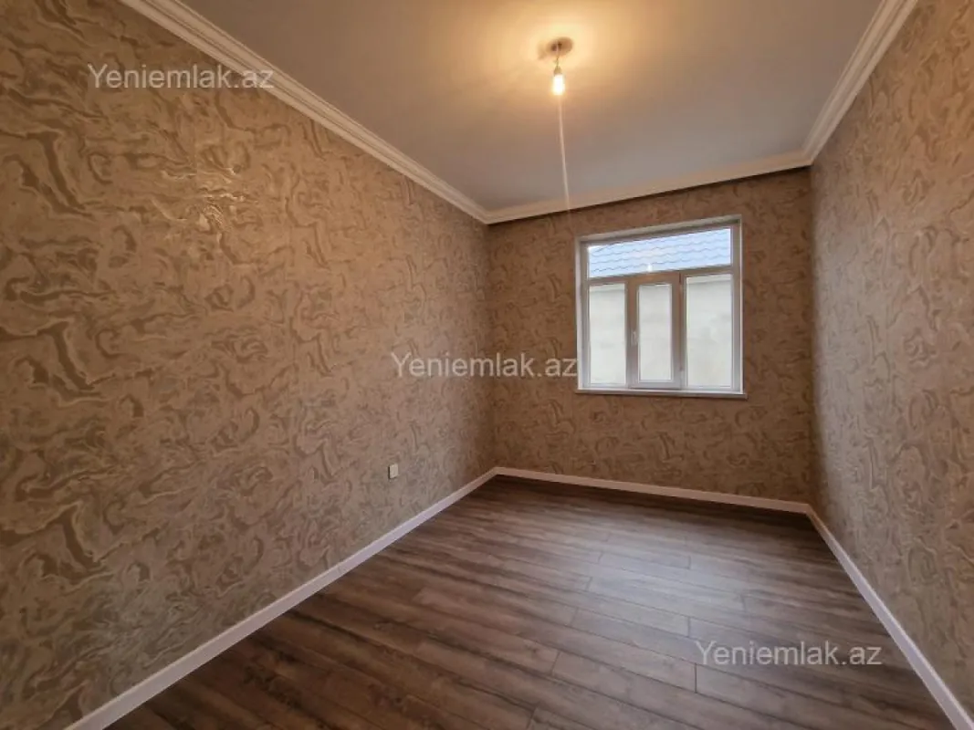 Satılır 5 otaqlı həyət evi 185 m²